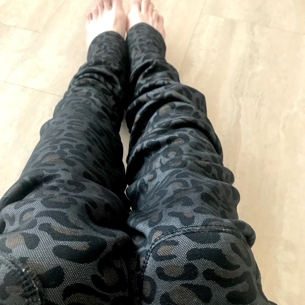 Gray Fur Lined Leg Warmers Warm Leggings Fleece Thigh Highs Leopard Cheetah NEW - Picture 6 of 8